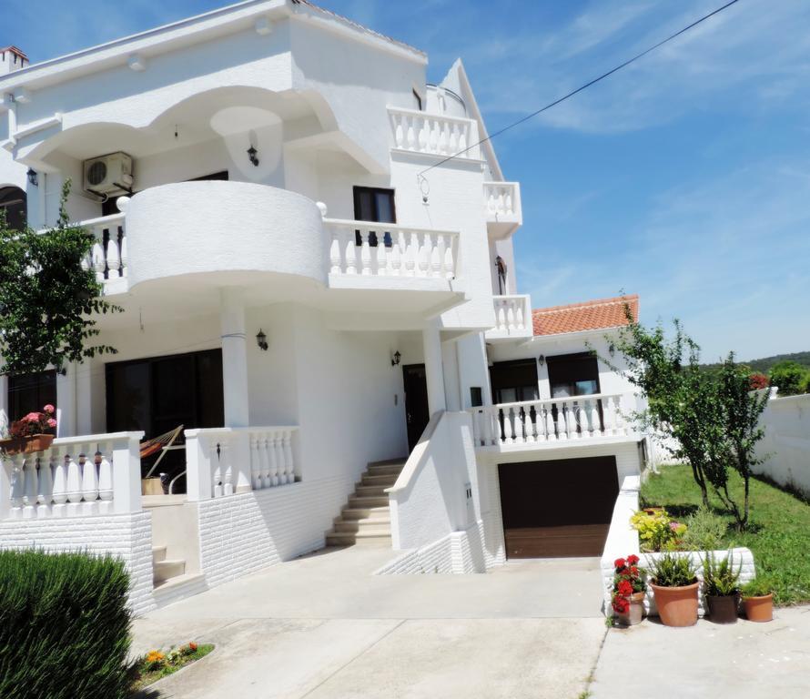 Apartment Stipe Bibinje Exterior photo